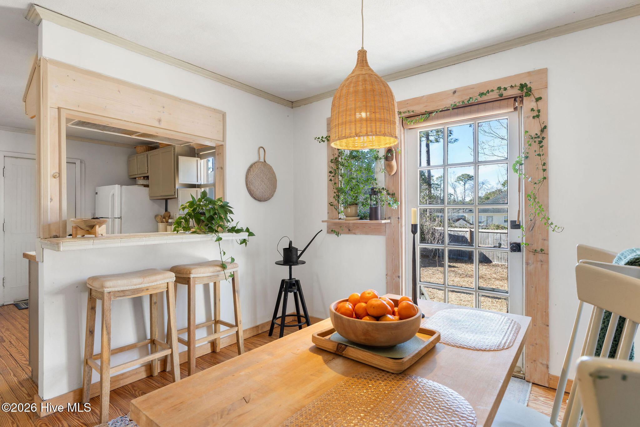 100555038 | Photo 16