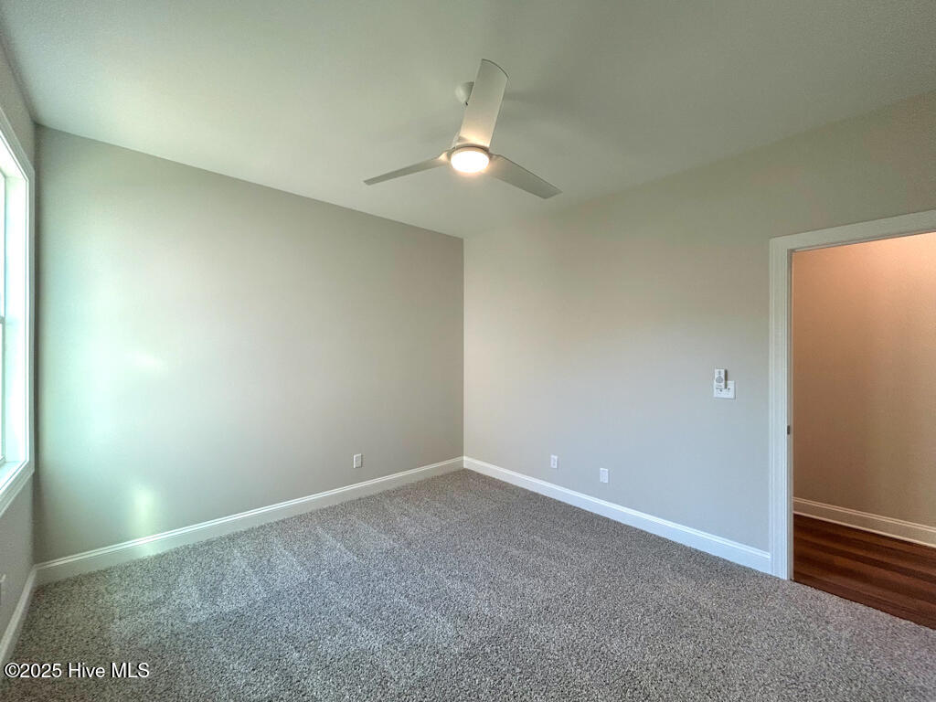 100510187 | Photo 63