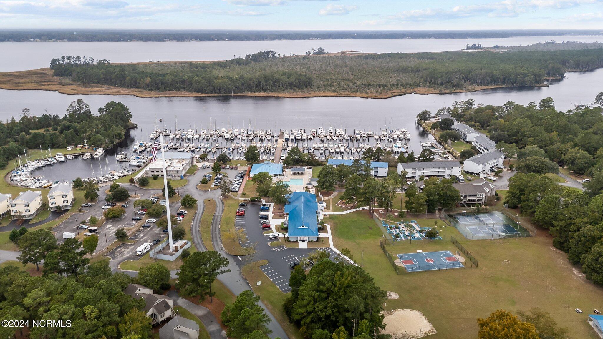 1506 Harbourside Drive 1506 -1505,New Bern