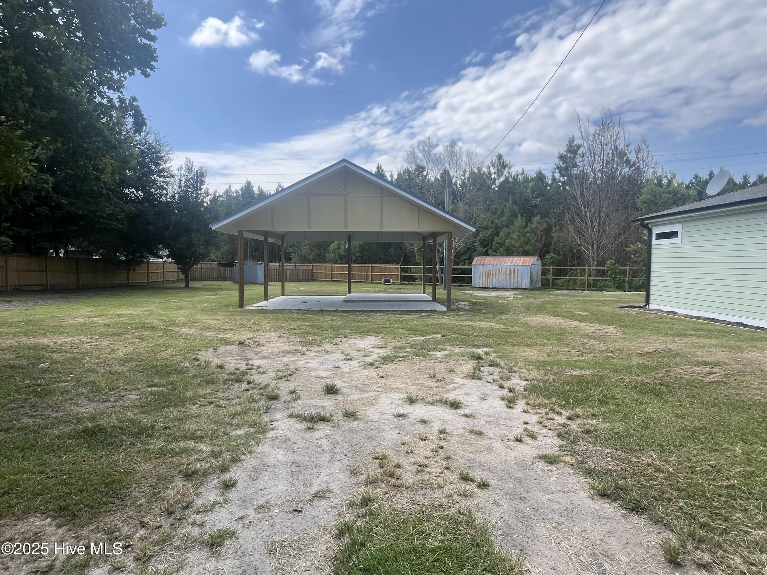 Homes for sale in Burgaw, NC | 4314 E Nc Hwy 53 E, Burgaw, NC 28425 | MLS# 100520633