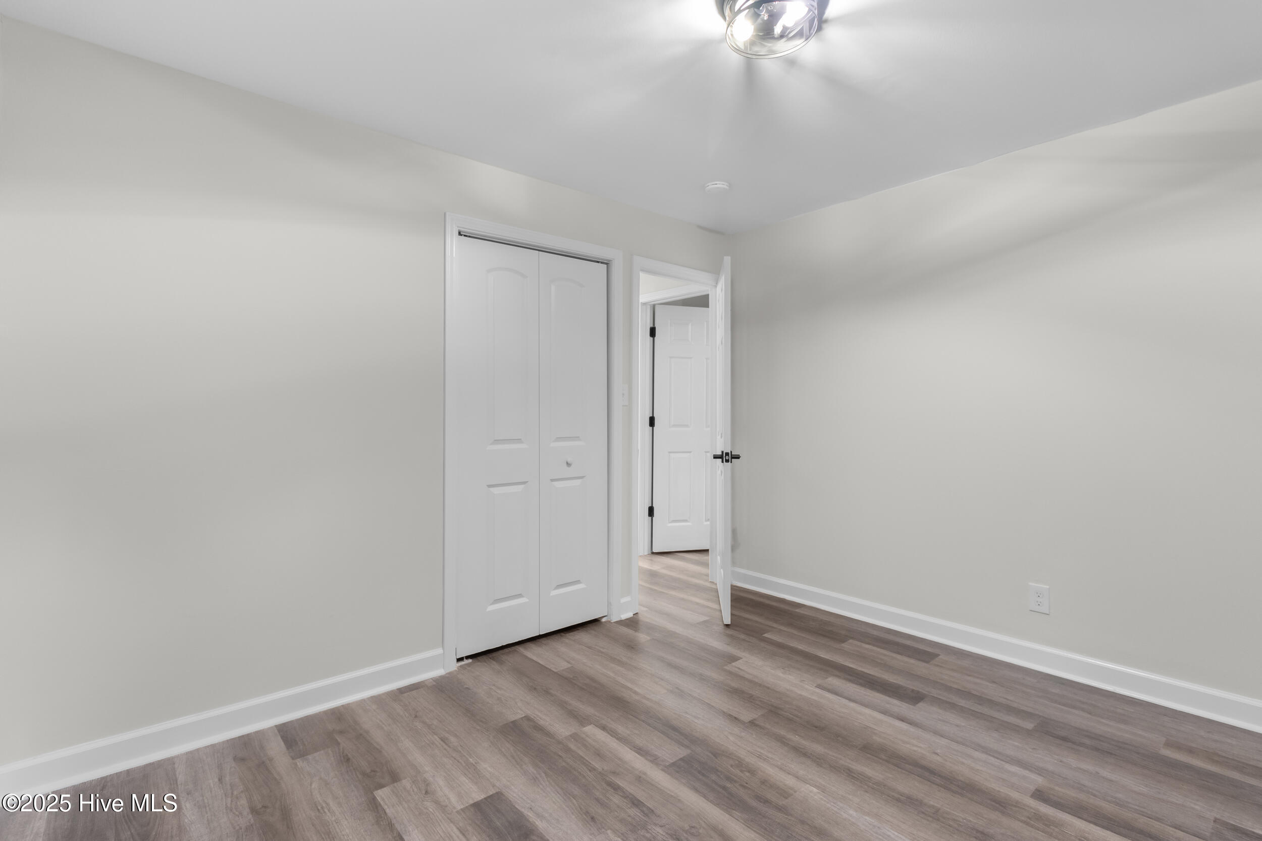 100534171 | Photo 14