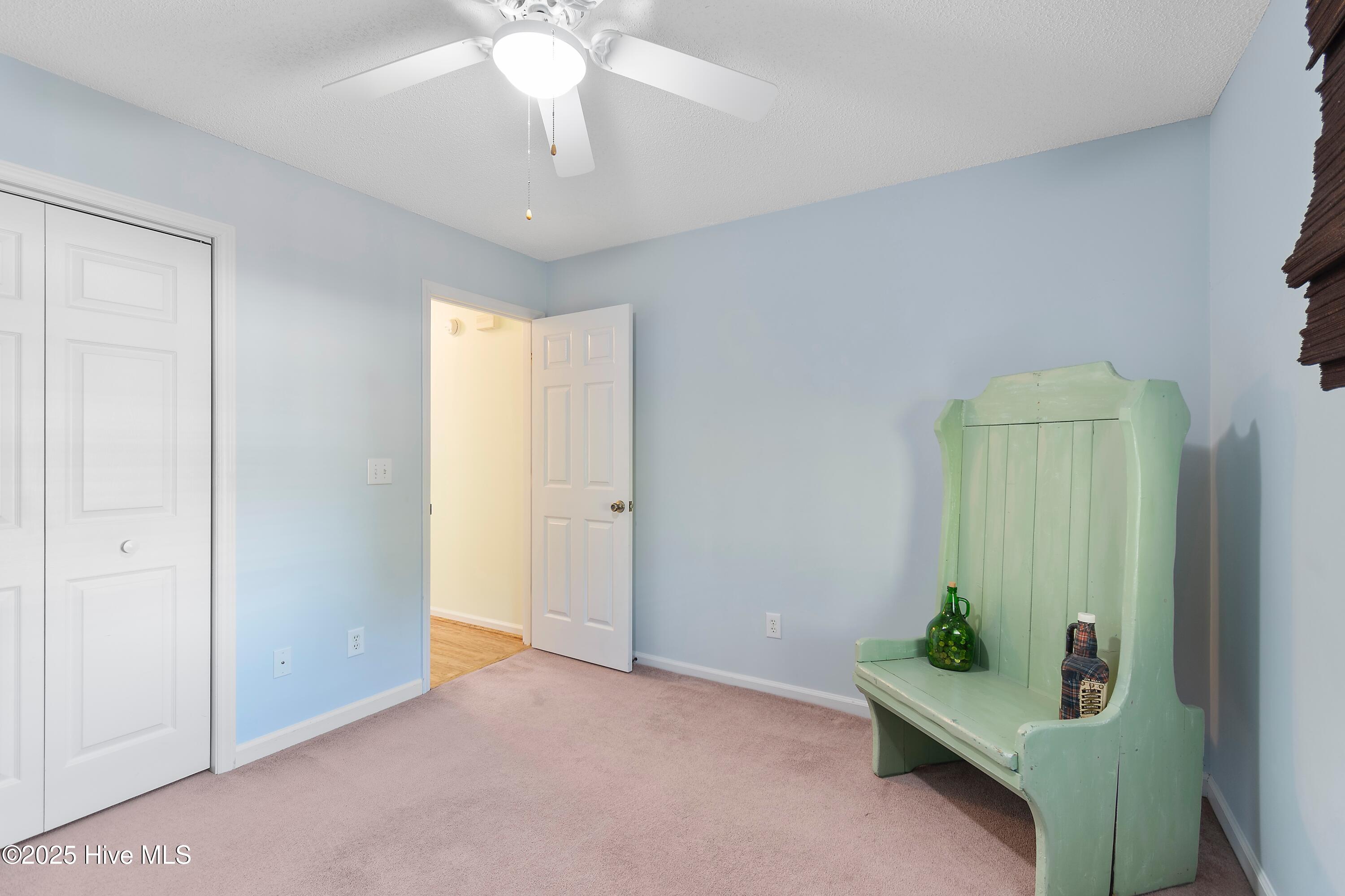 100542990 | Photo 41