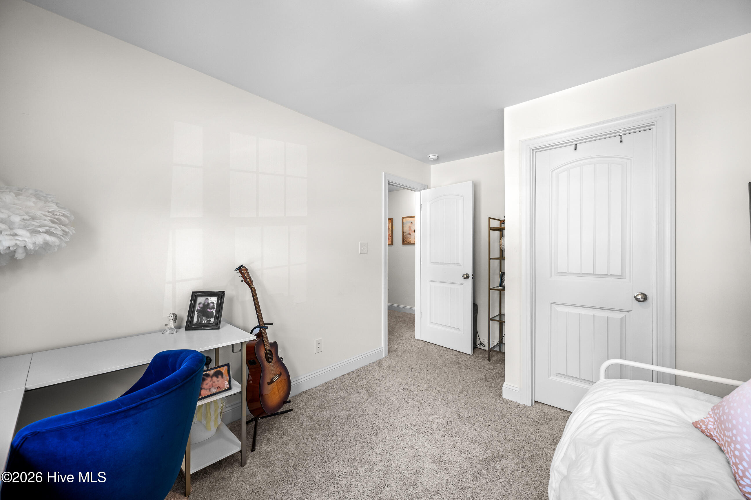 100567296 | Photo 28