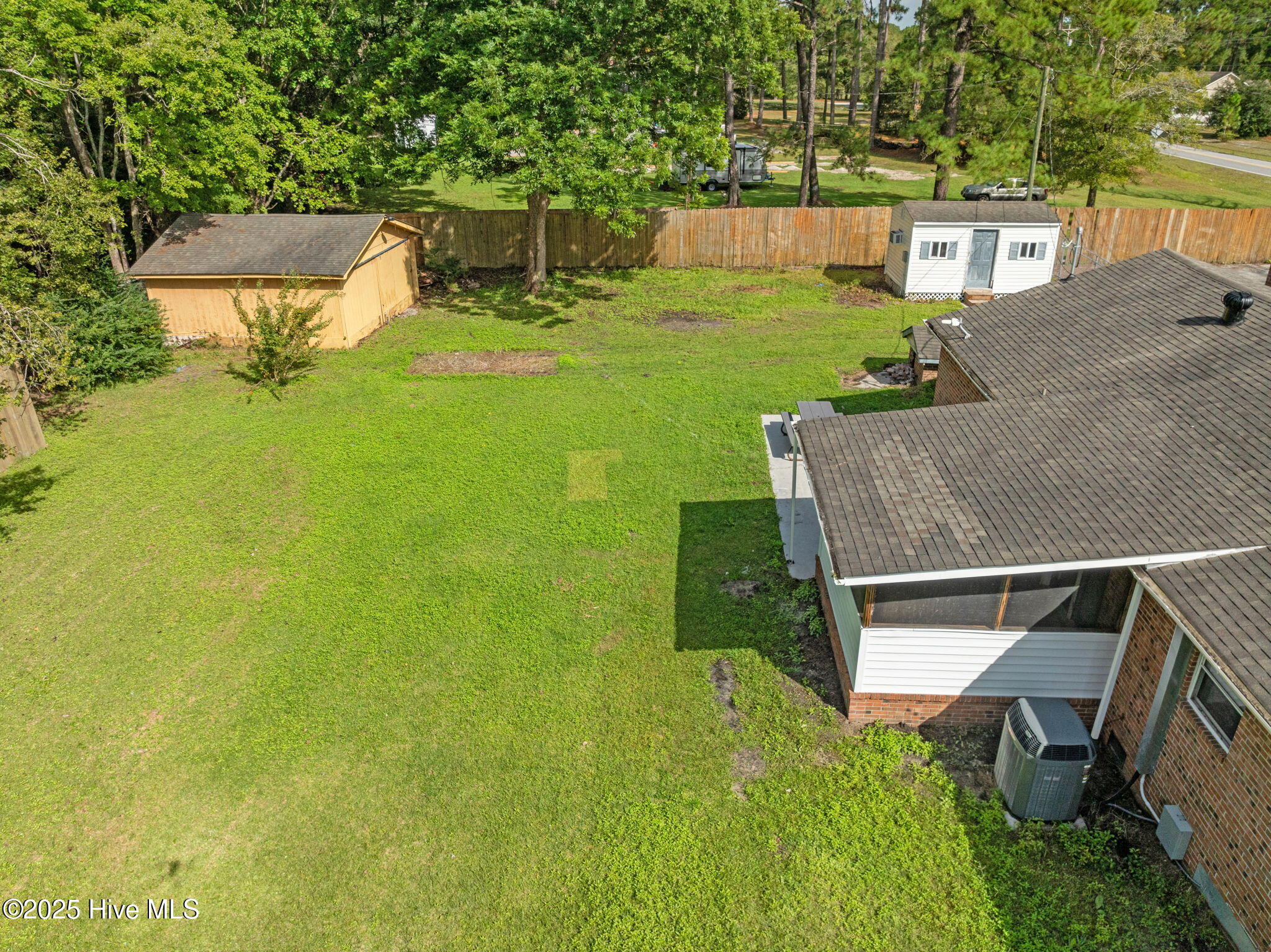 100534081 | Photo 40