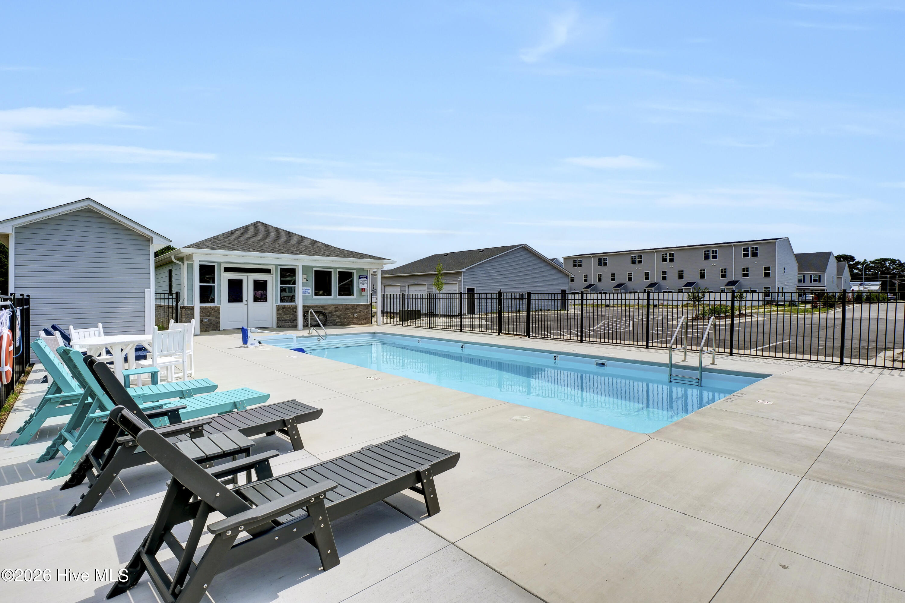 100564501 | Photo 26