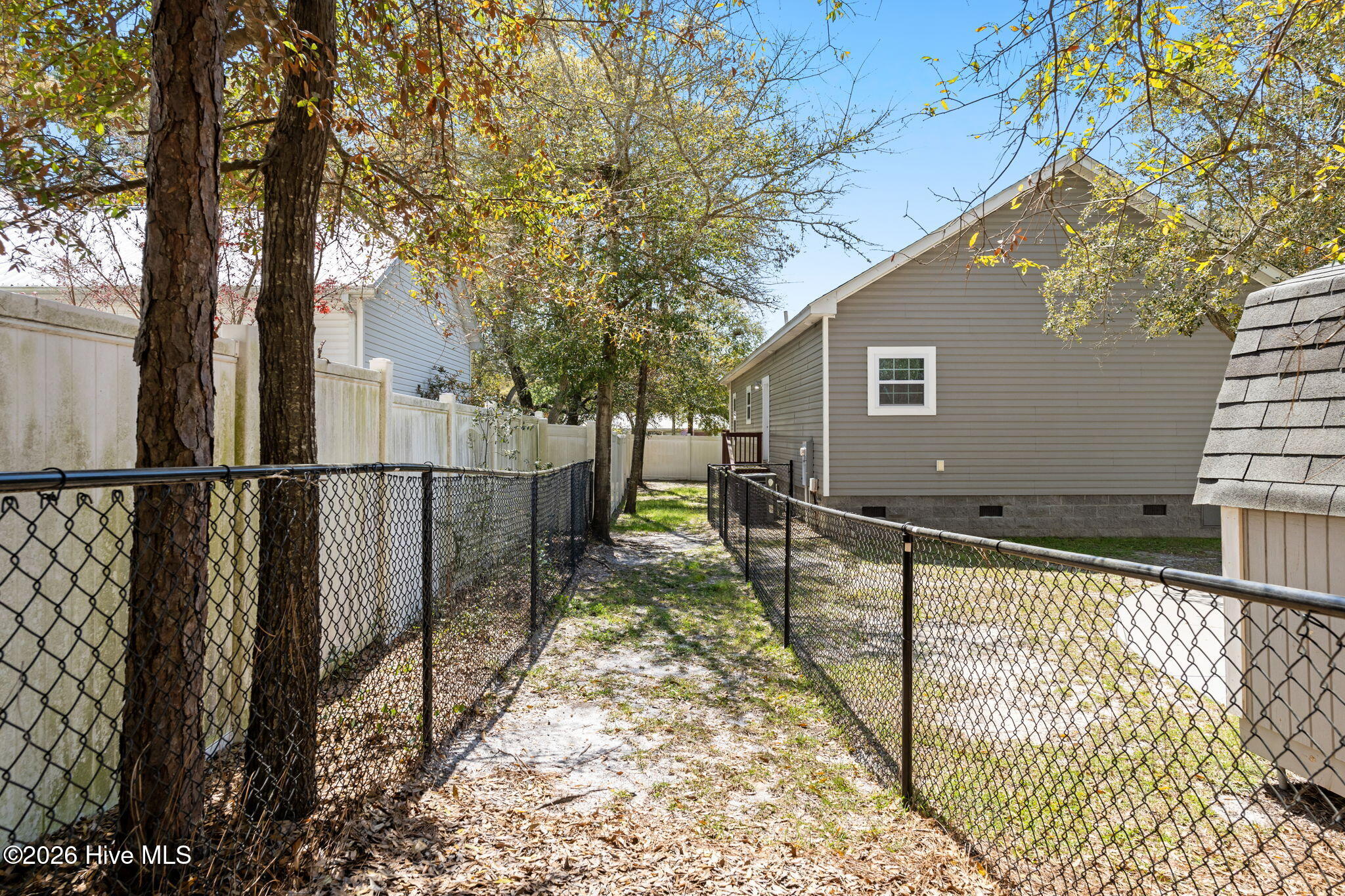 100545035 | Photo 37