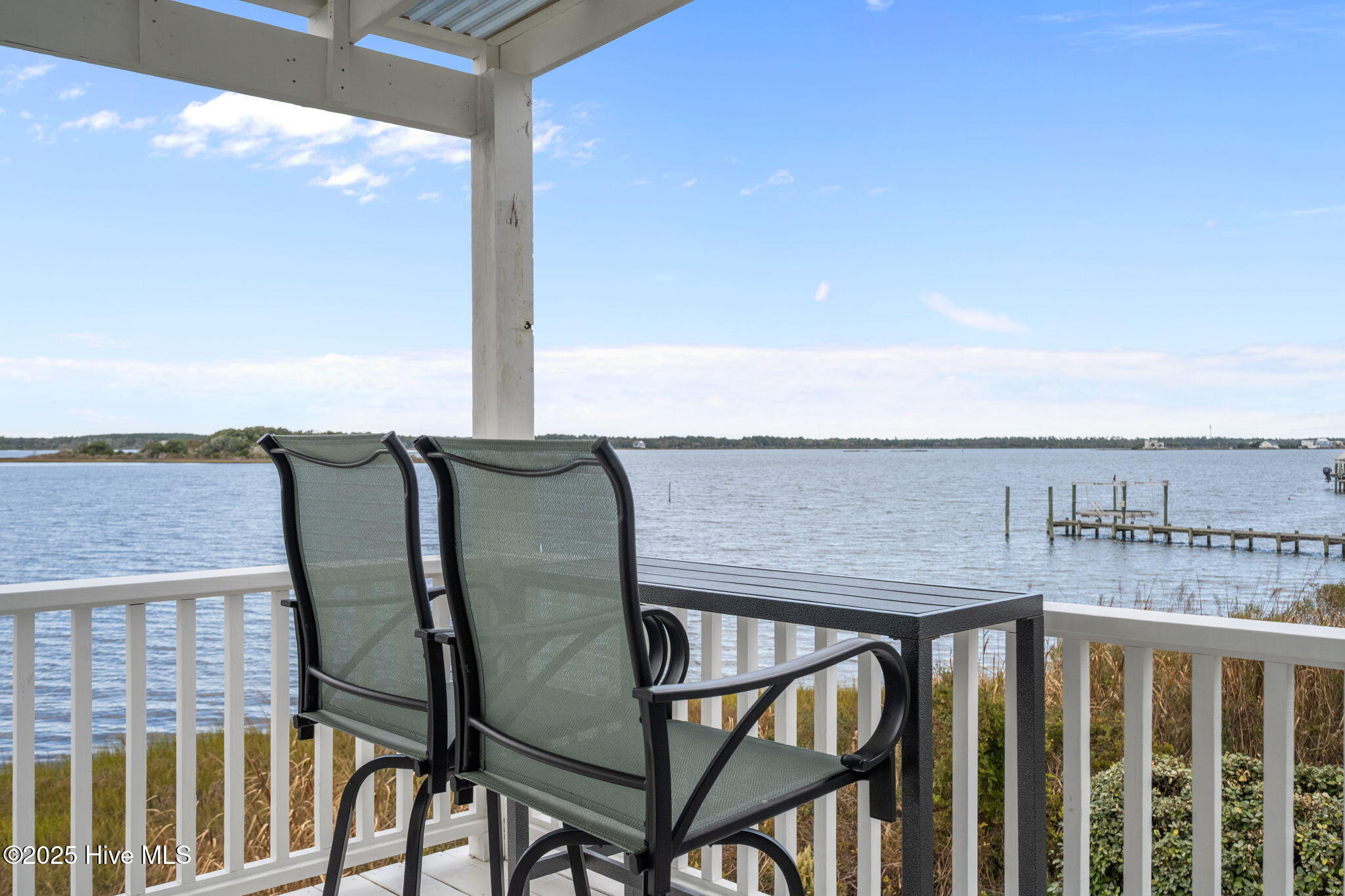 100539453 | Photo 19