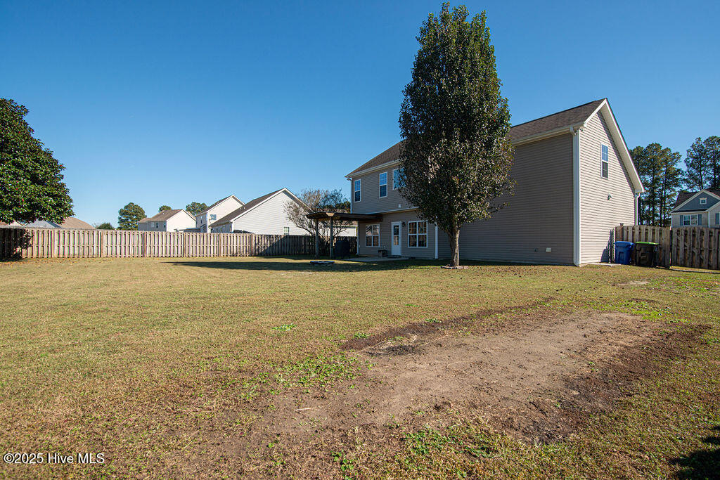 100541943 | Photo 37