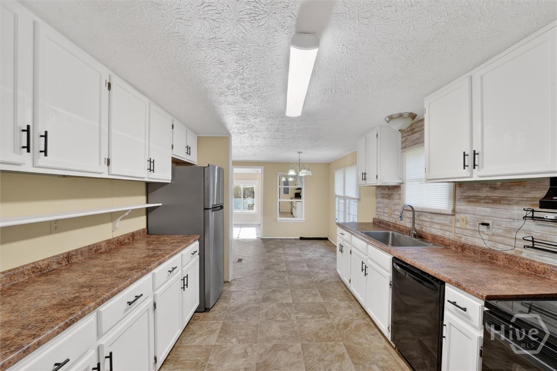 300 Deer Trail Lane, Midway, GA, 31320