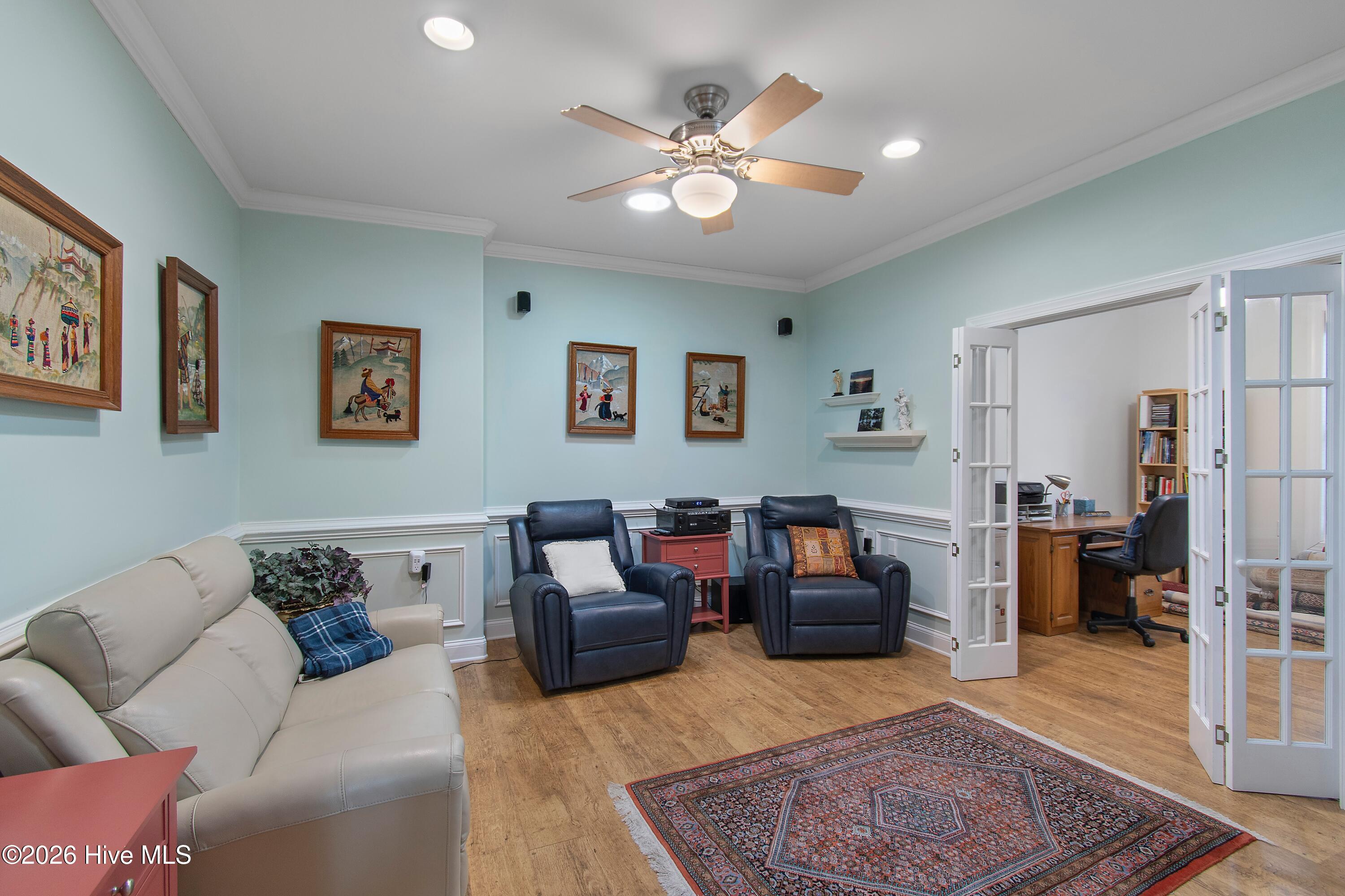 100556962 | Photo 34