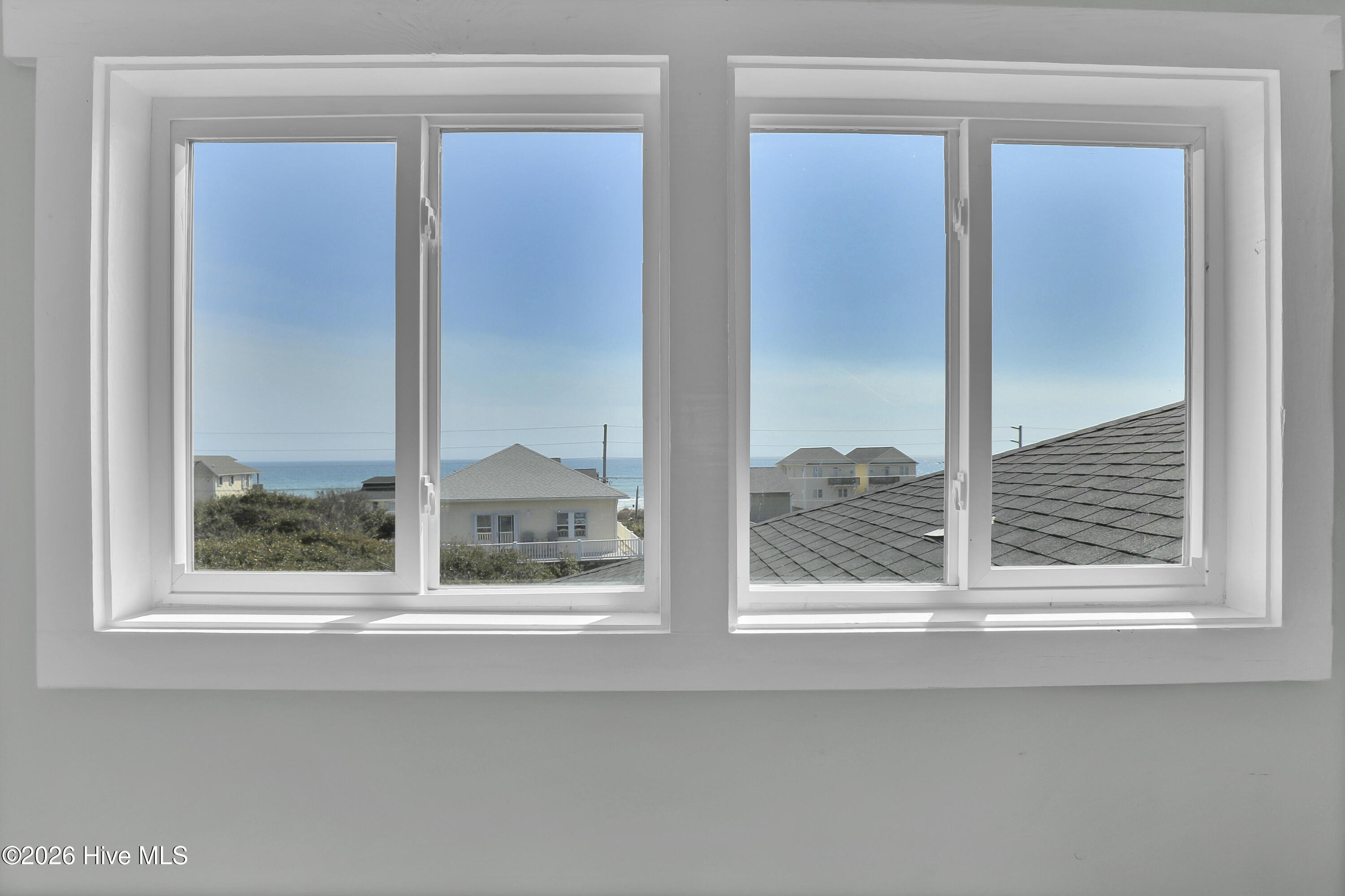 100551394 | Photo 48