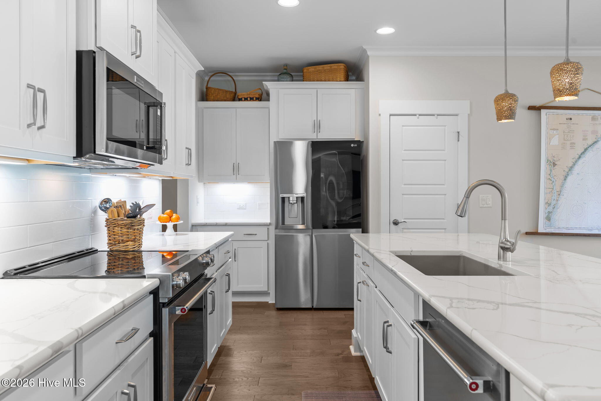 100555424 | Photo 22