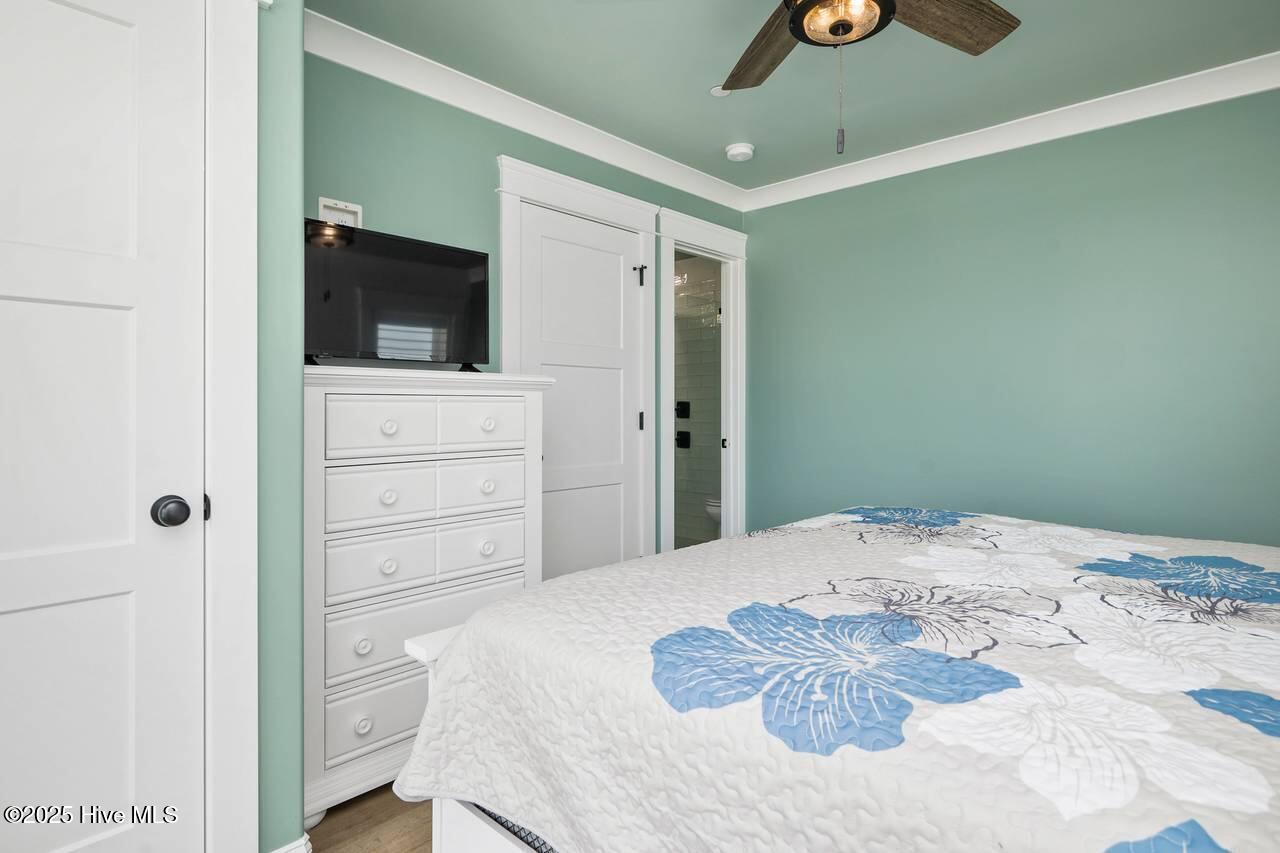 100527522 | Photo 63