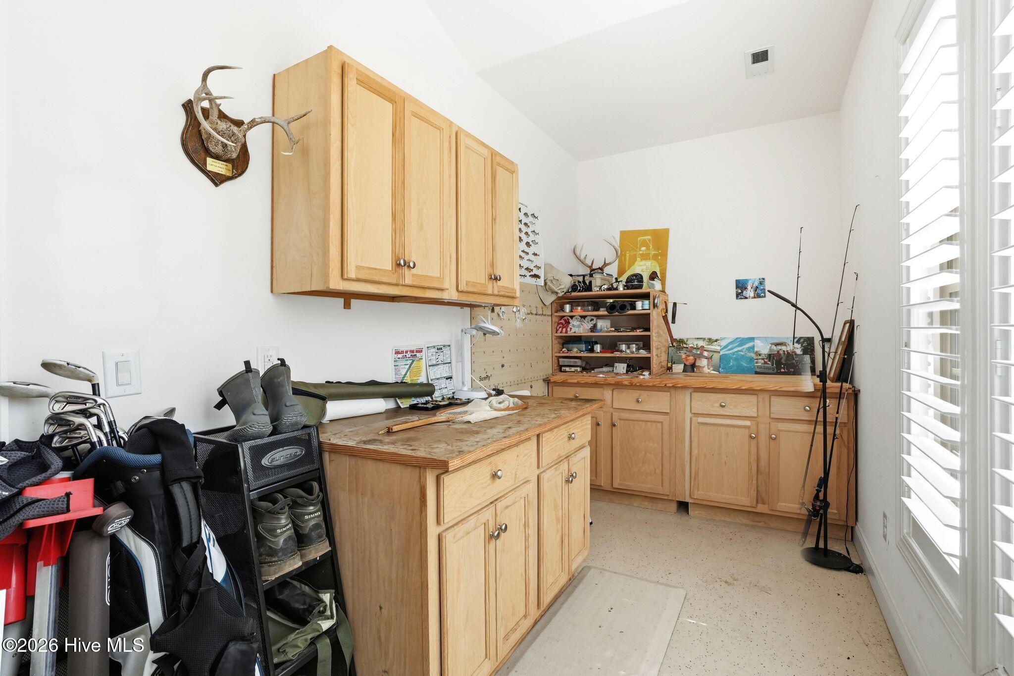 100565235 | Photo 59