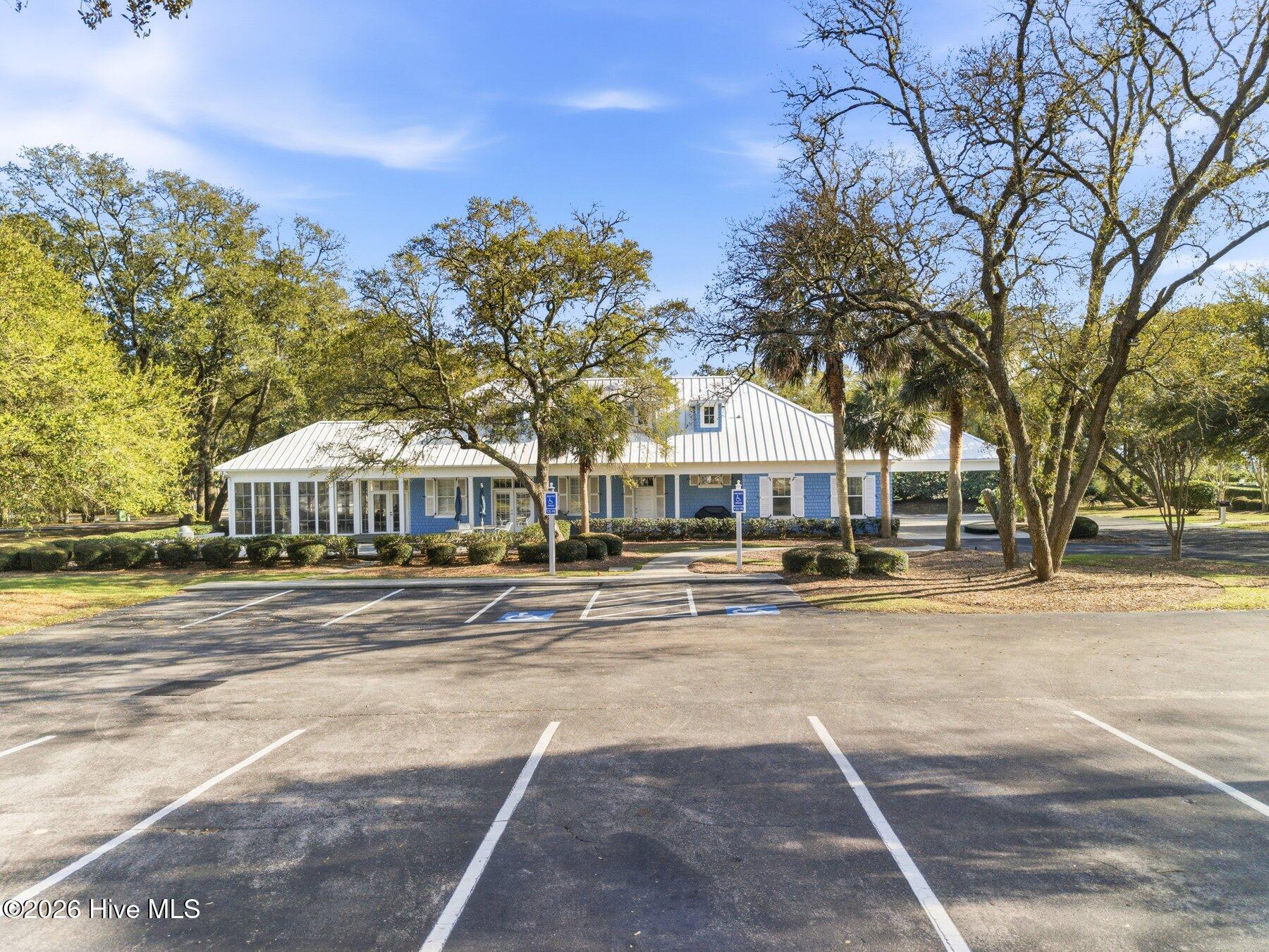 100541579 | Photo 42