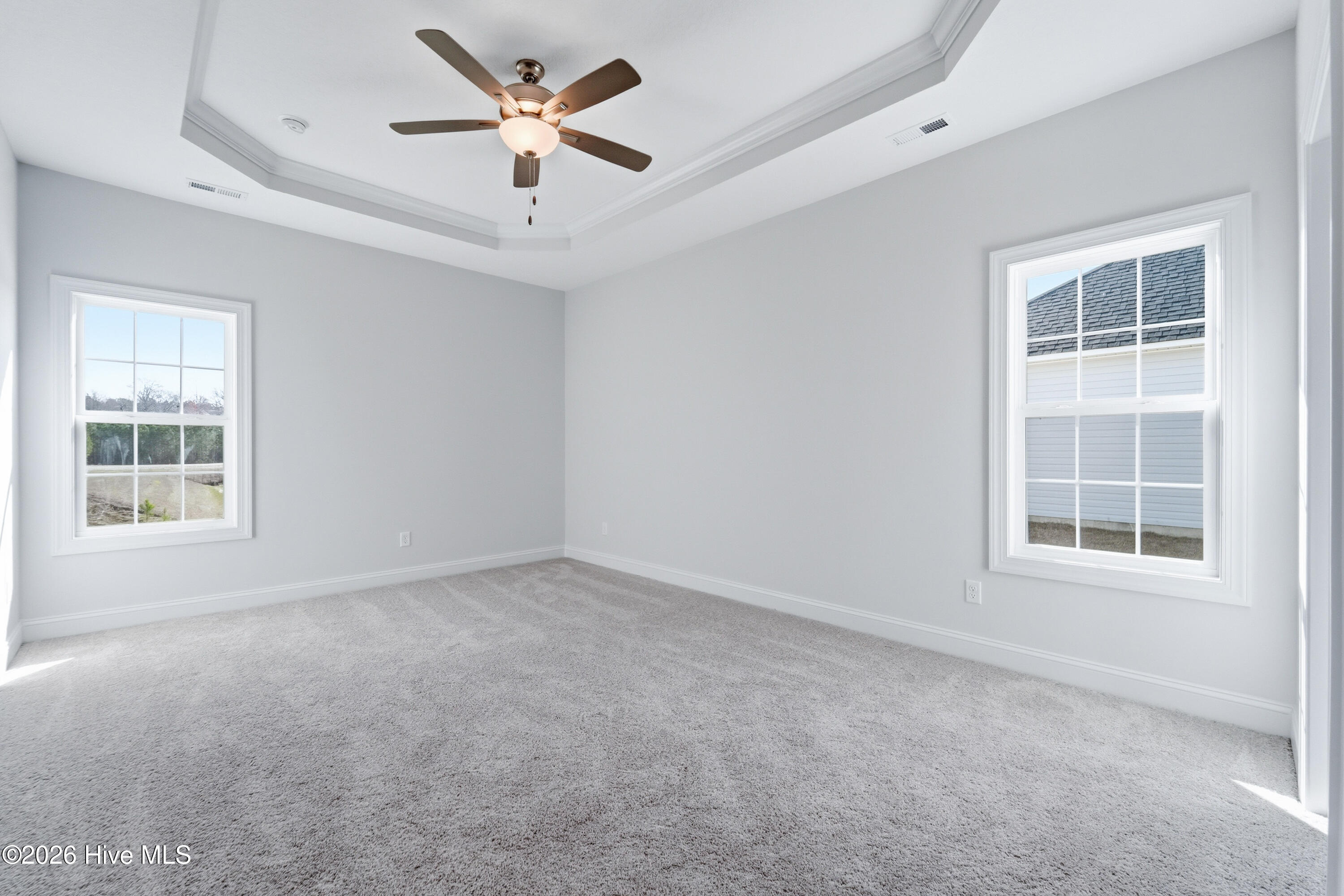 100530742 | Photo 16