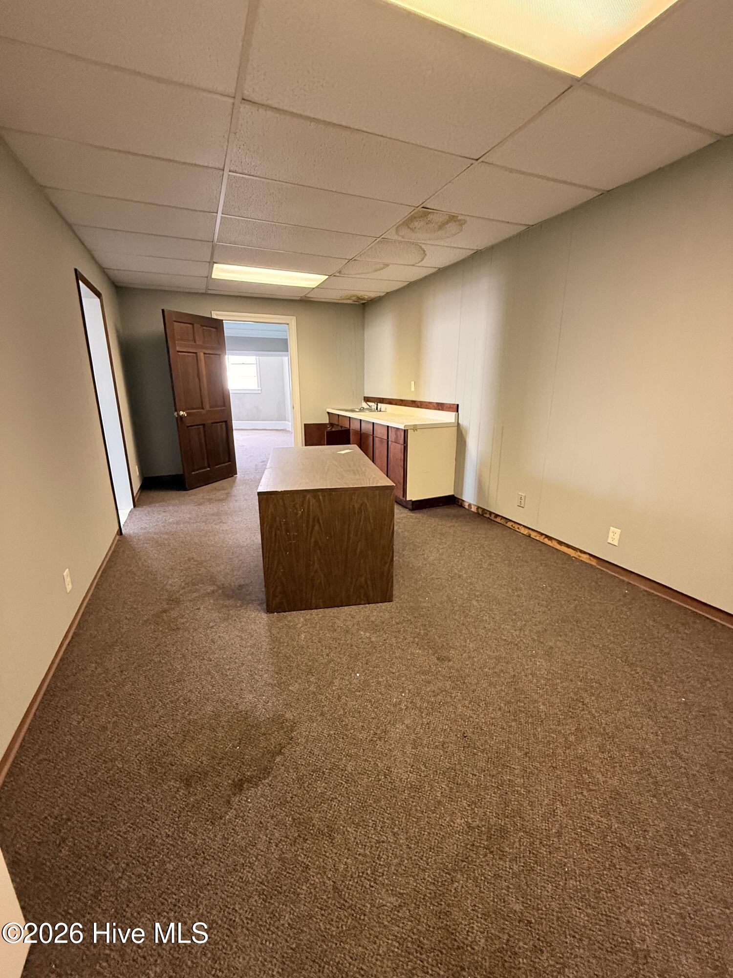 100561316 | Photo 12