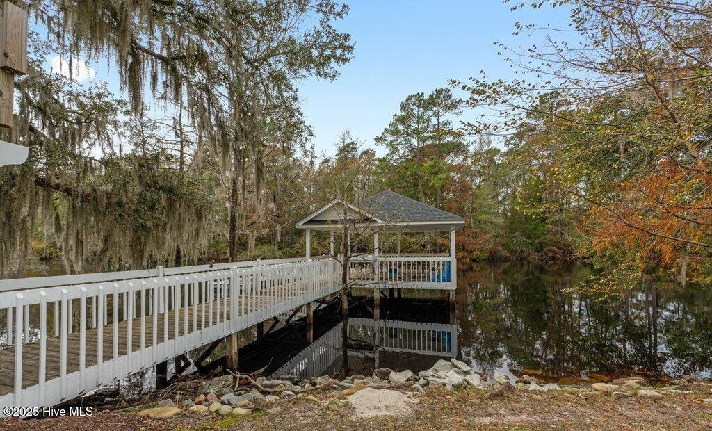 100488522 | Photo 16