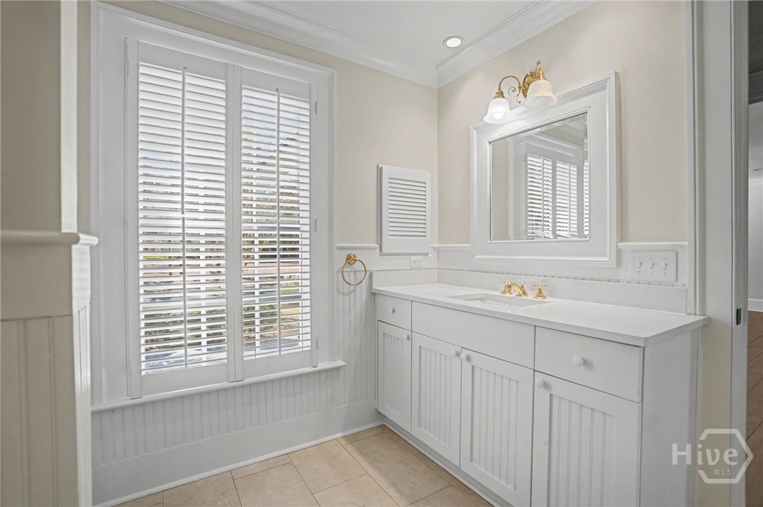 Carriage House Bath