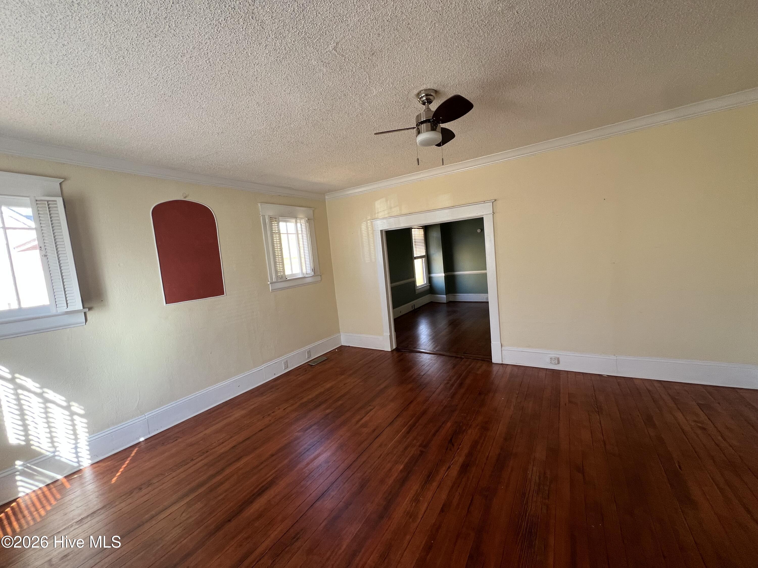 915 Saint David Street