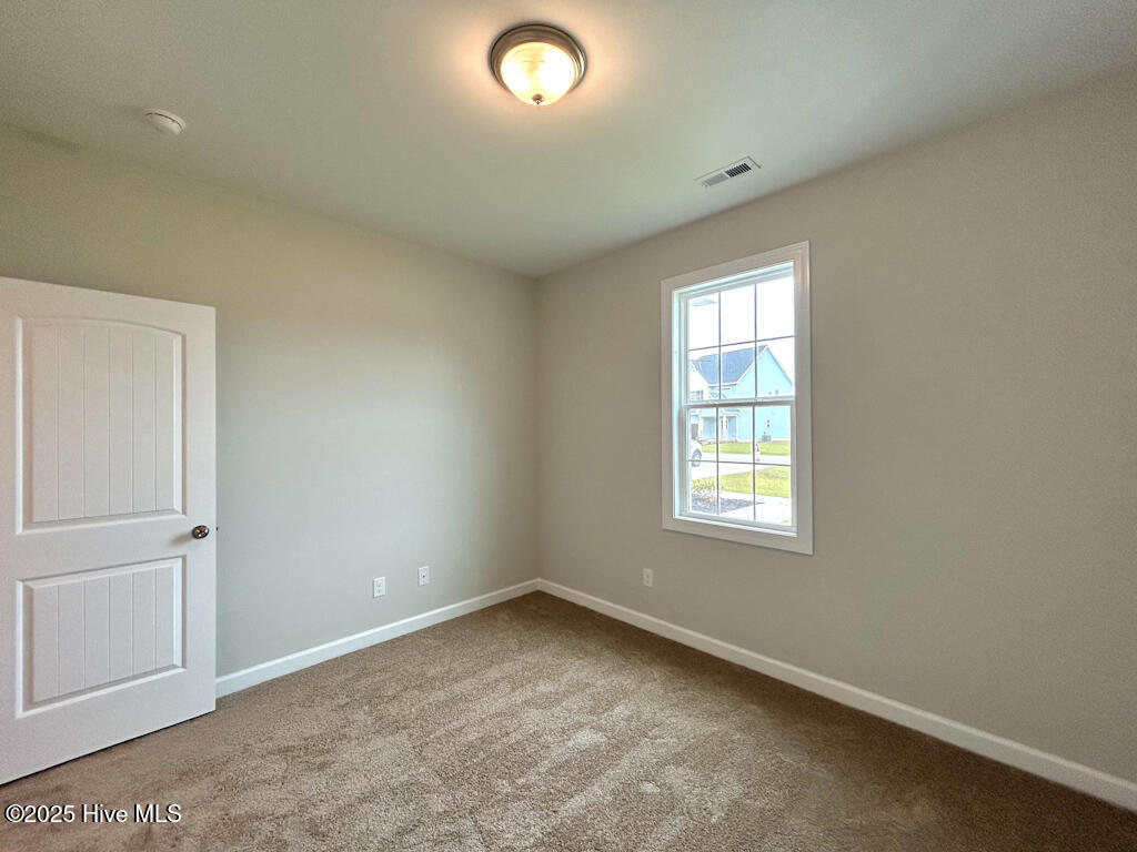 100513411 | Photo 32