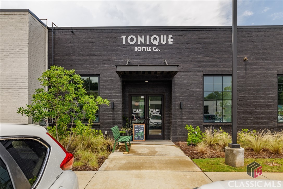 395 Cleveland Avenue