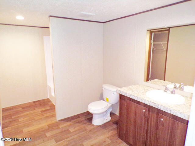 100567218 | Photo 16