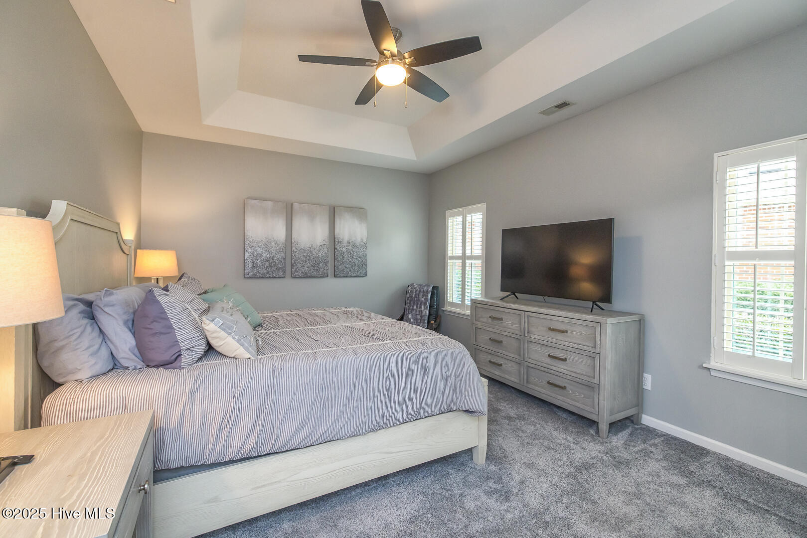 100537191 | Photo 28