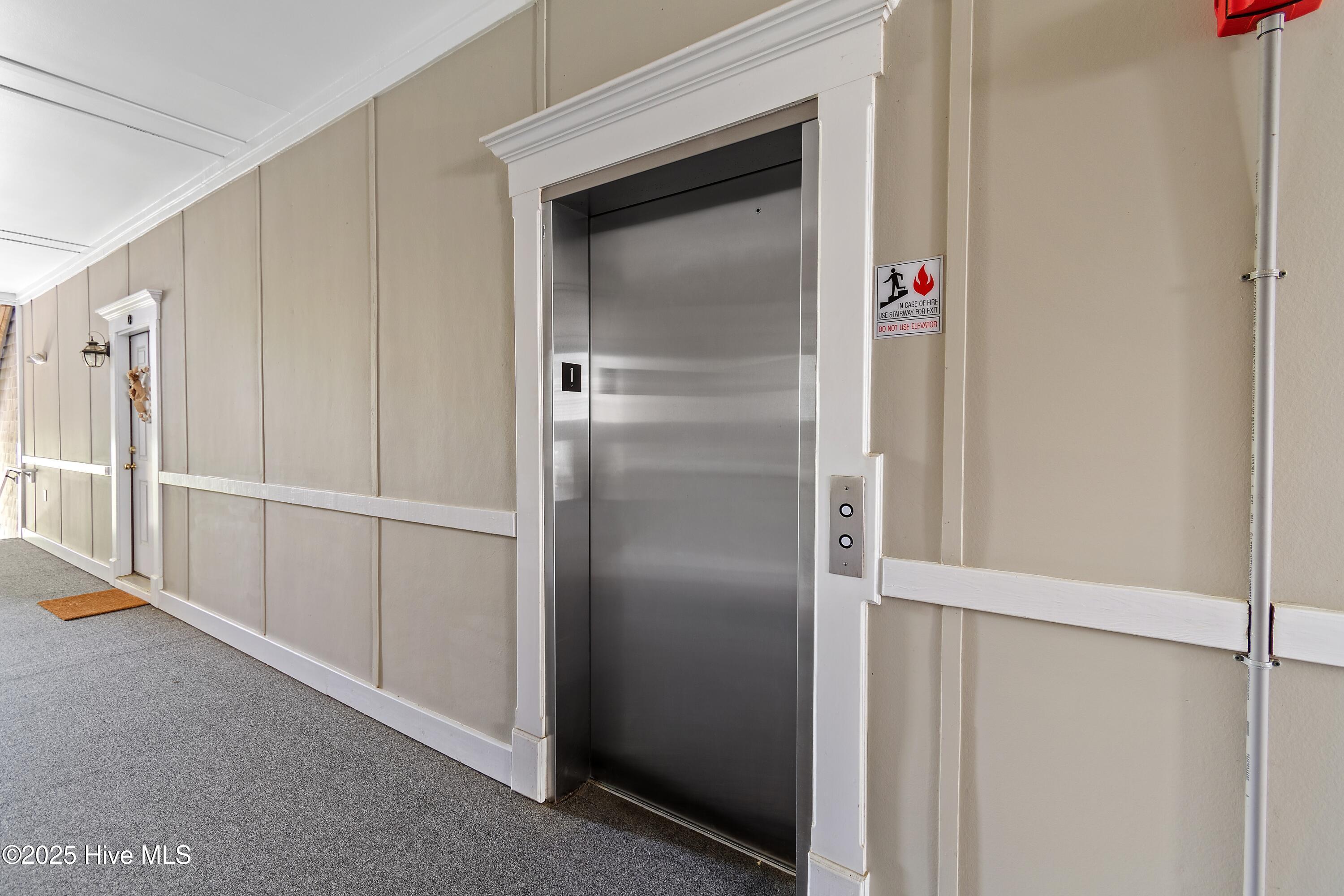 100502983 | Photo 32