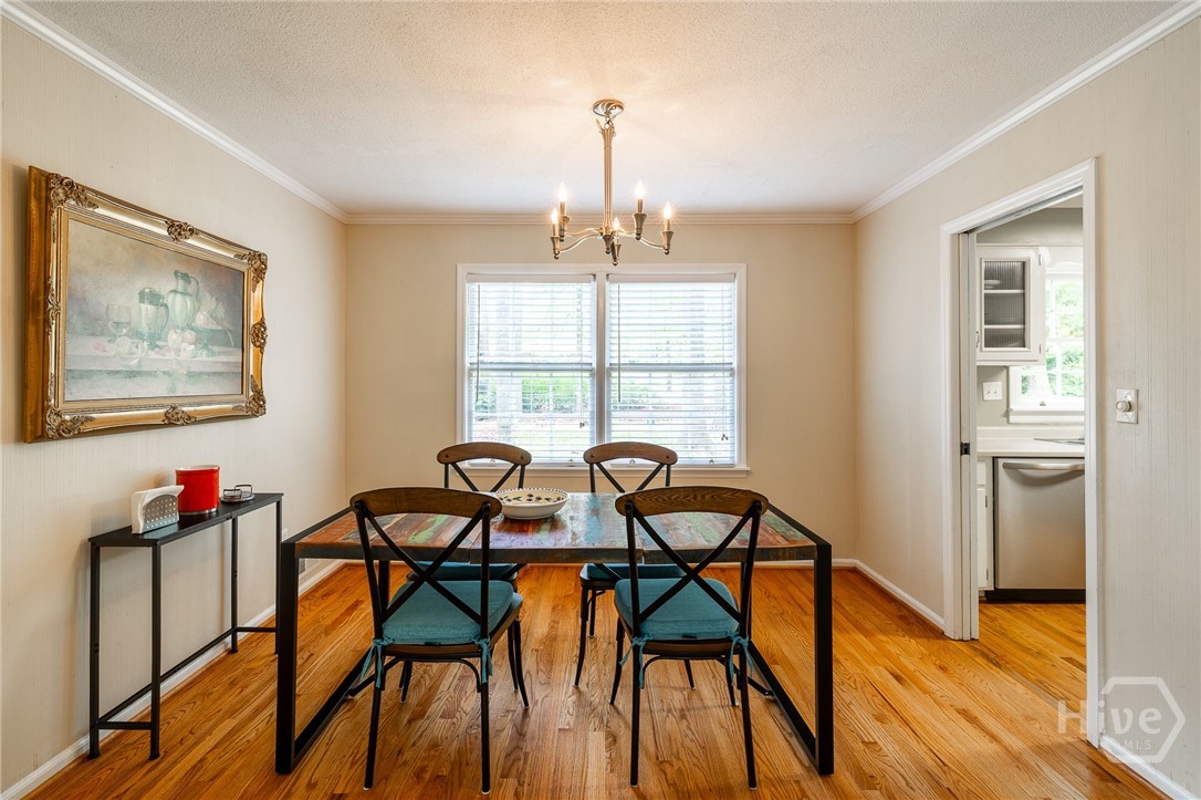 140 Rollingwood Drive