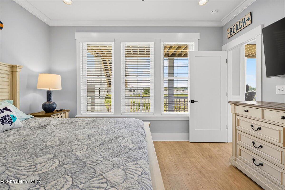 100527813 | Photo 27