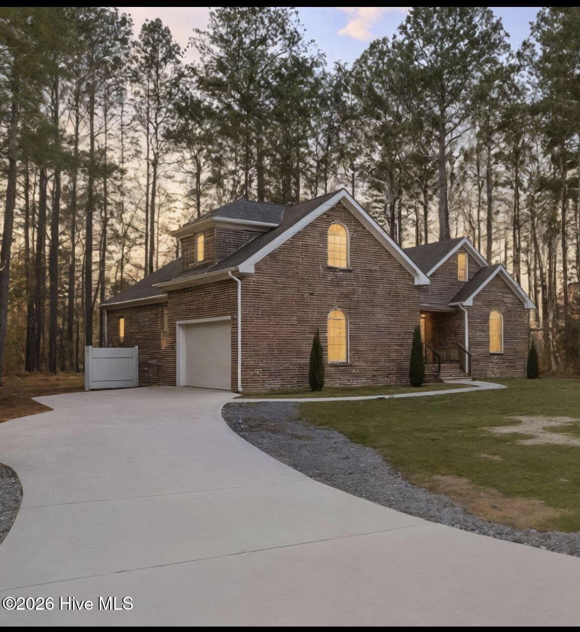 Featured listings Featured listings