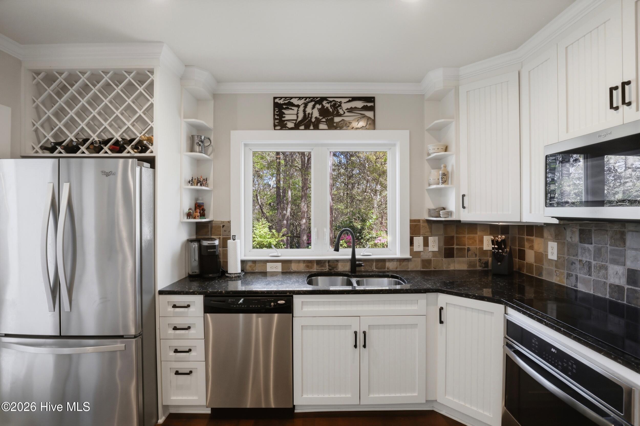 100564961 | Photo 13