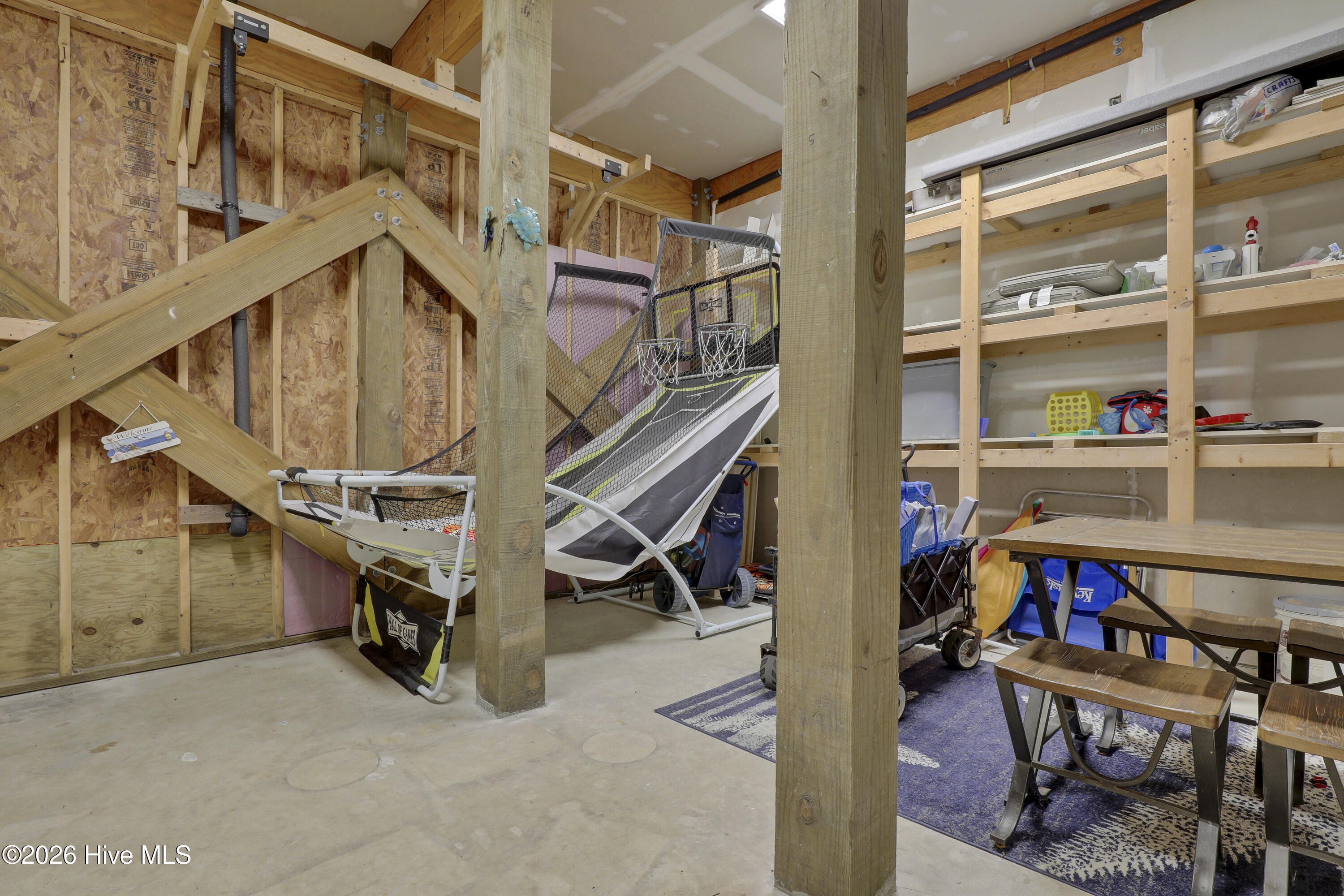 100550278 | Photo 39