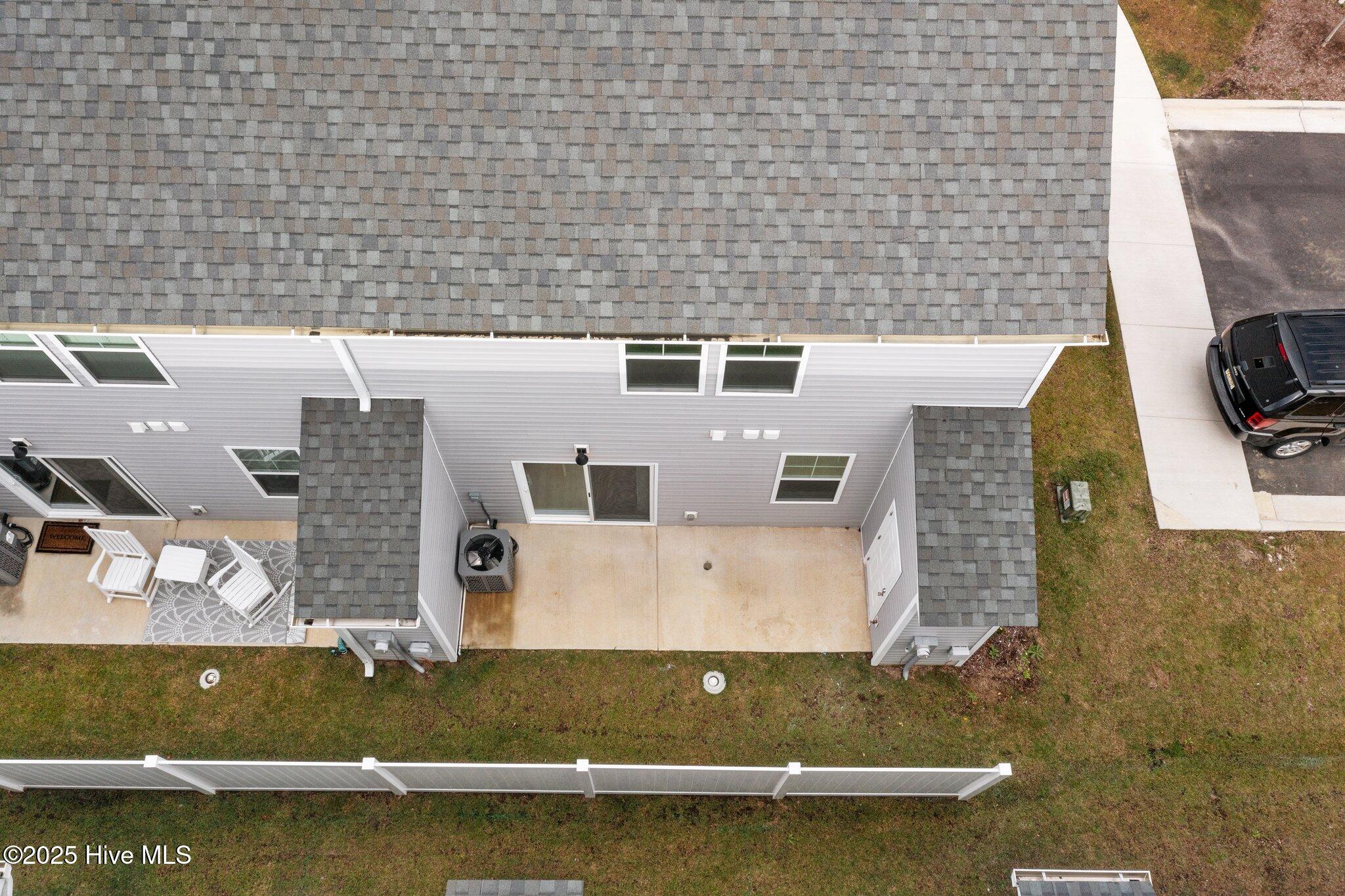 100486624 | Photo 33