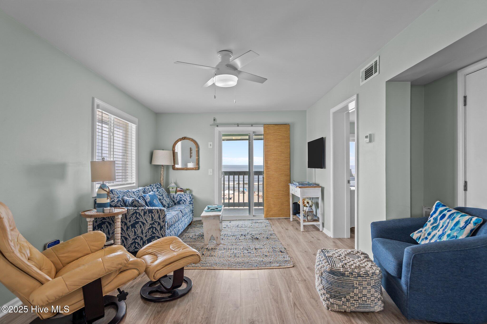 100521784 | Photo 20