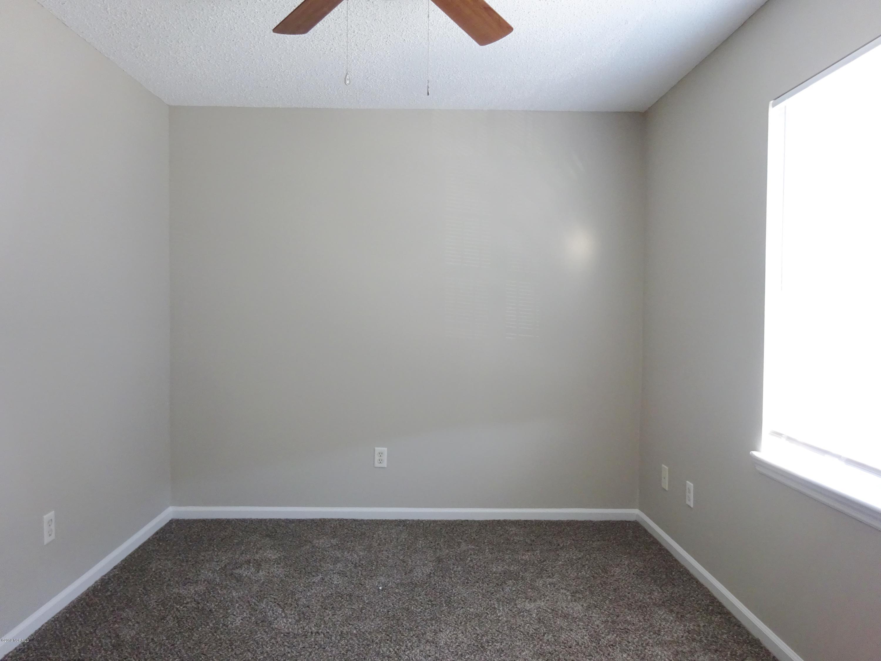 100535022 | Photo 10