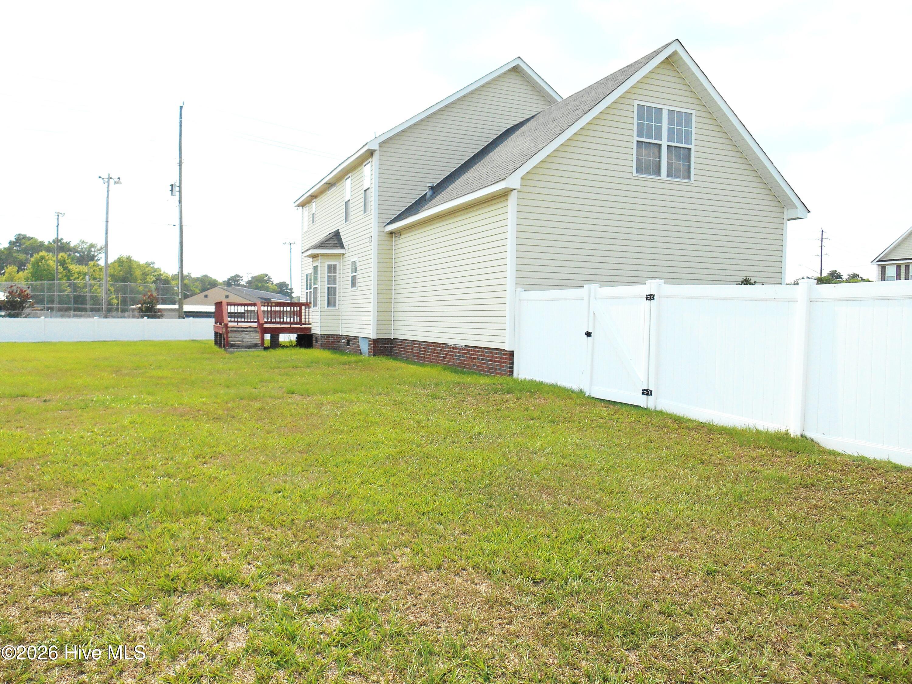 Exterior photo of 308 Barrel Drive, Winterville, NC 28590. MLS: 100591319
