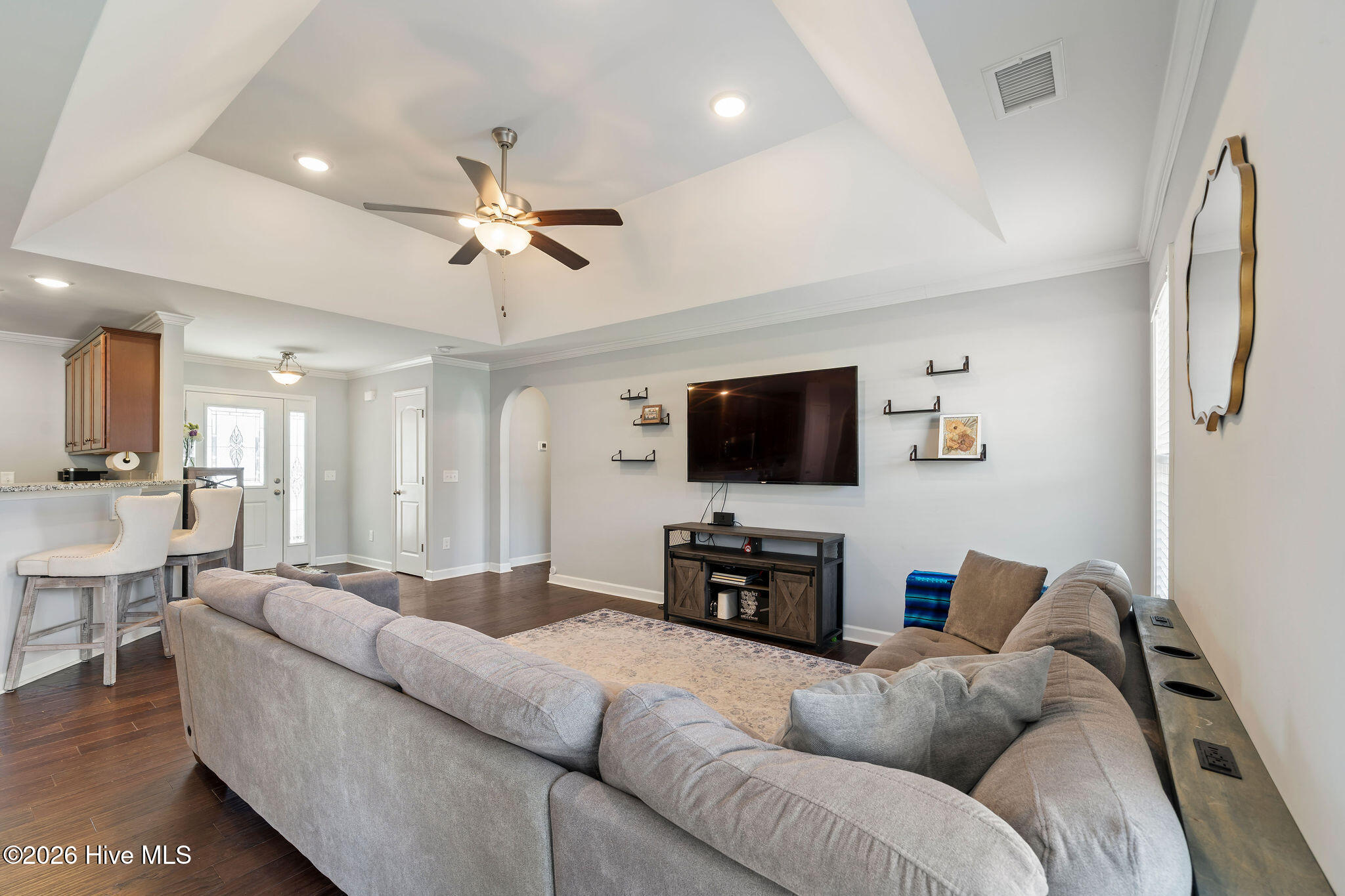 100563153 | Photo 19