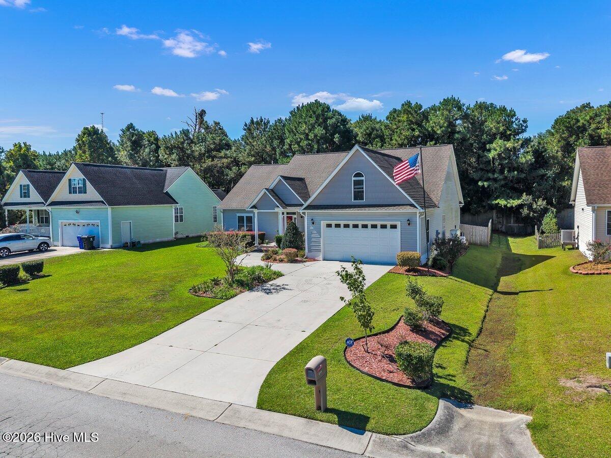 Photo 2 of Single family home for sale at 311 Primrose Pl, Newport, NC 28570 | MLS# 100608066 | Listing updated on 2026-10-06