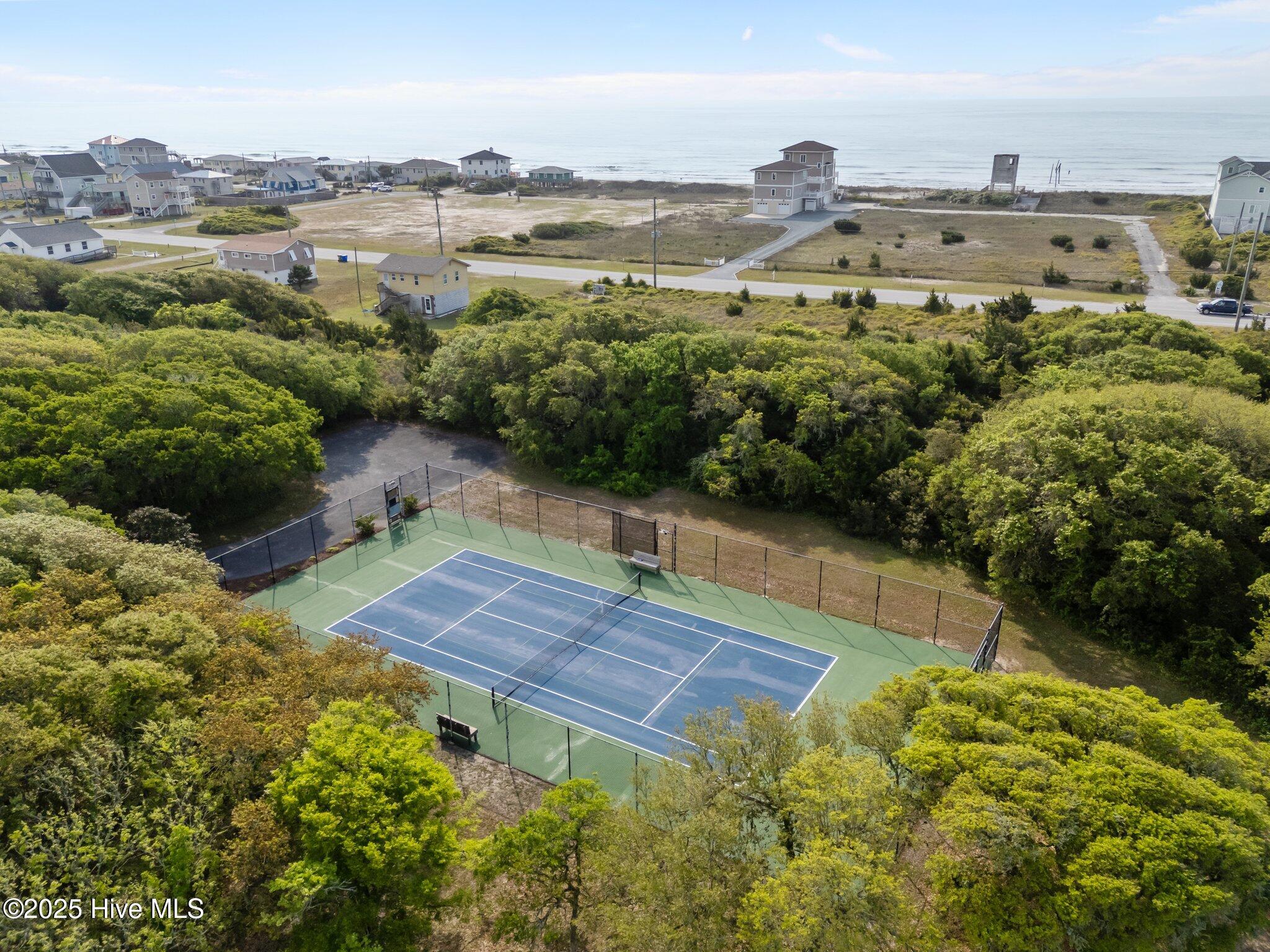 100529383 | Photo 69