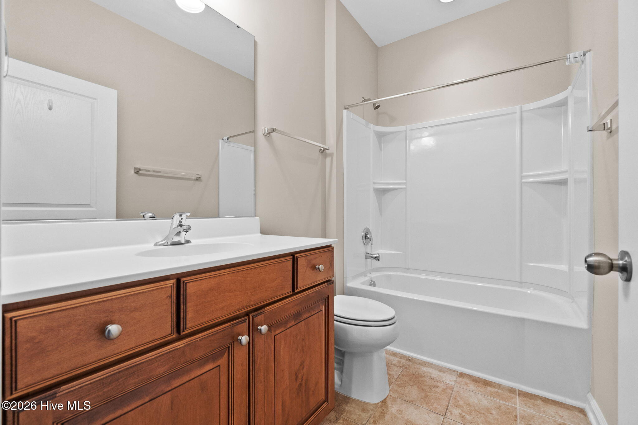 100561861 | Photo 34