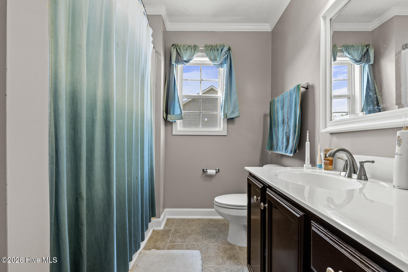 100564296 | Photo 21