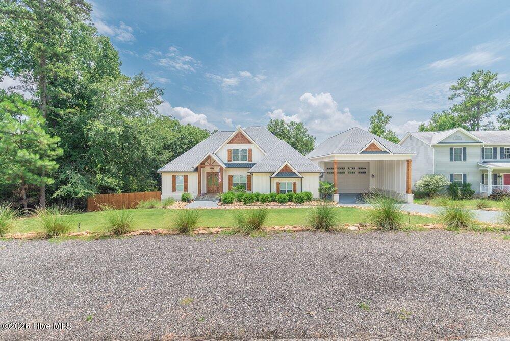 261 Lee, Modoc, South Carolina, 5 Bedrooms Bedrooms, 14 Rooms Rooms,4 BathroomsBathrooms,Single family residence,For sale,Lee,100588967