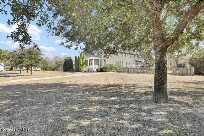 101 Cottage Walk, Hampstead, NC, 28443