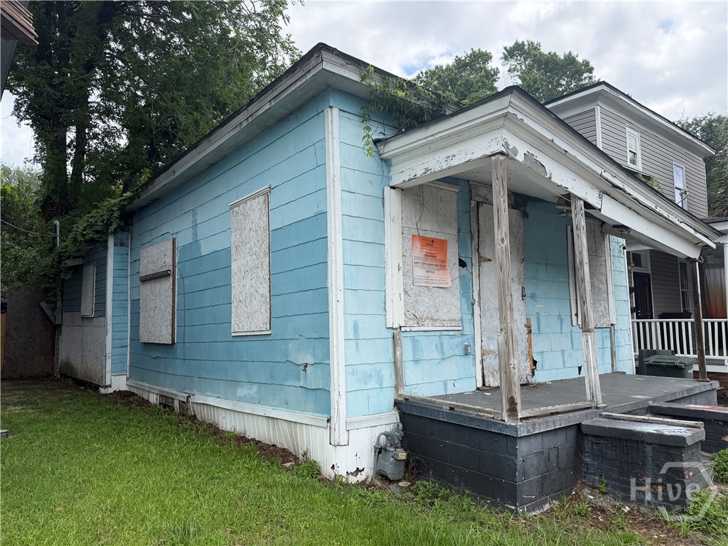 Homes for sale in Savannah, GA | 1010 E 38th St, Savannah, GA 31401 | MLS# SA357313