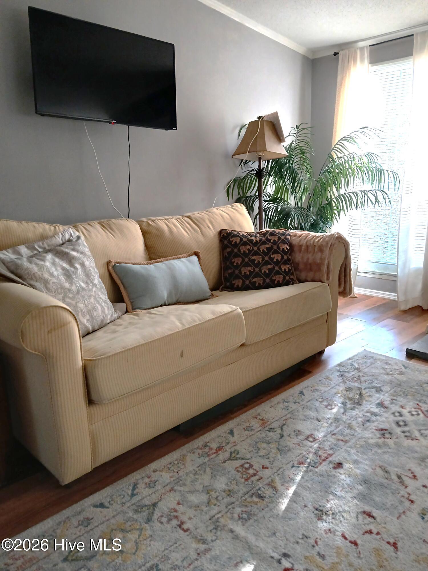 100539439 | Photo 16