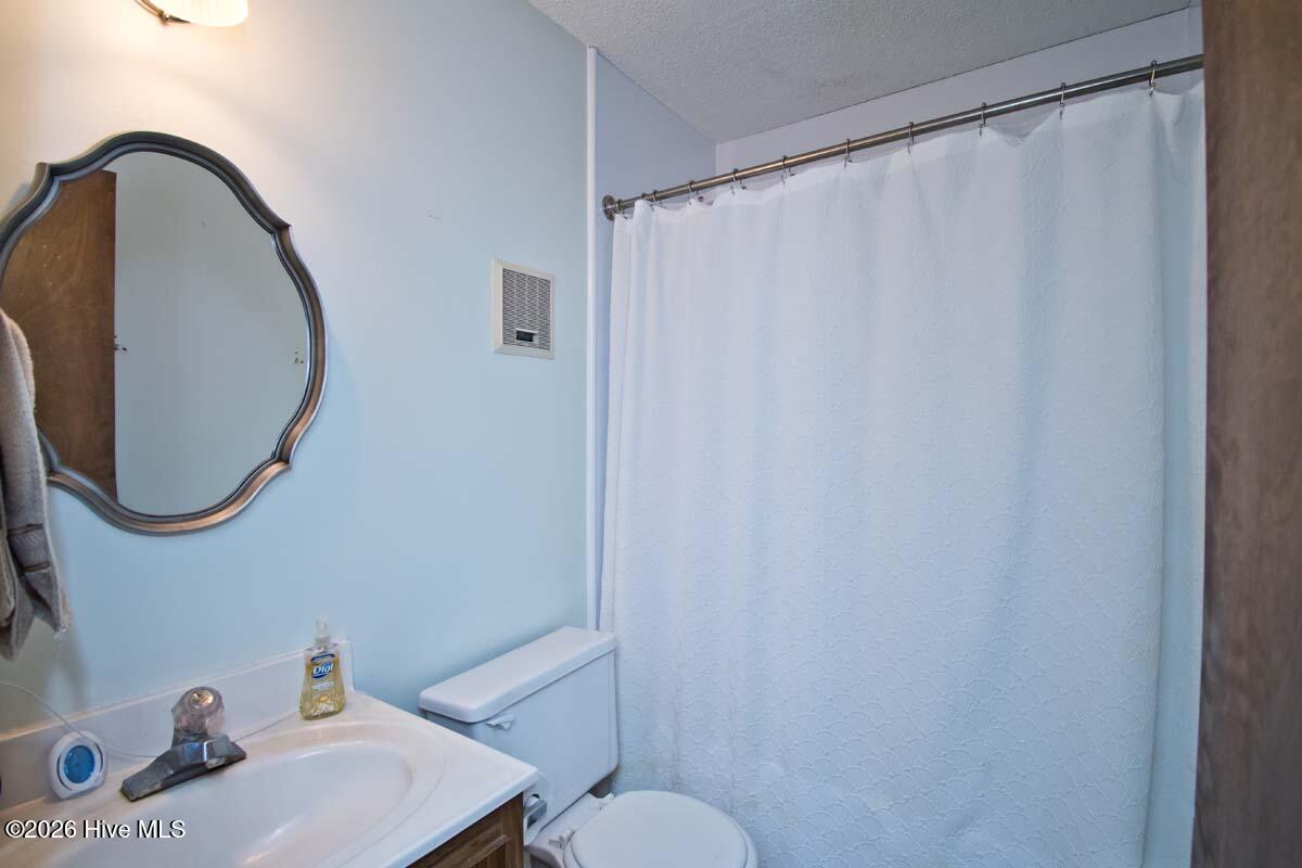 9201 Coast Guard Road UNIT F 210, Emerald Isle, NC, 28594