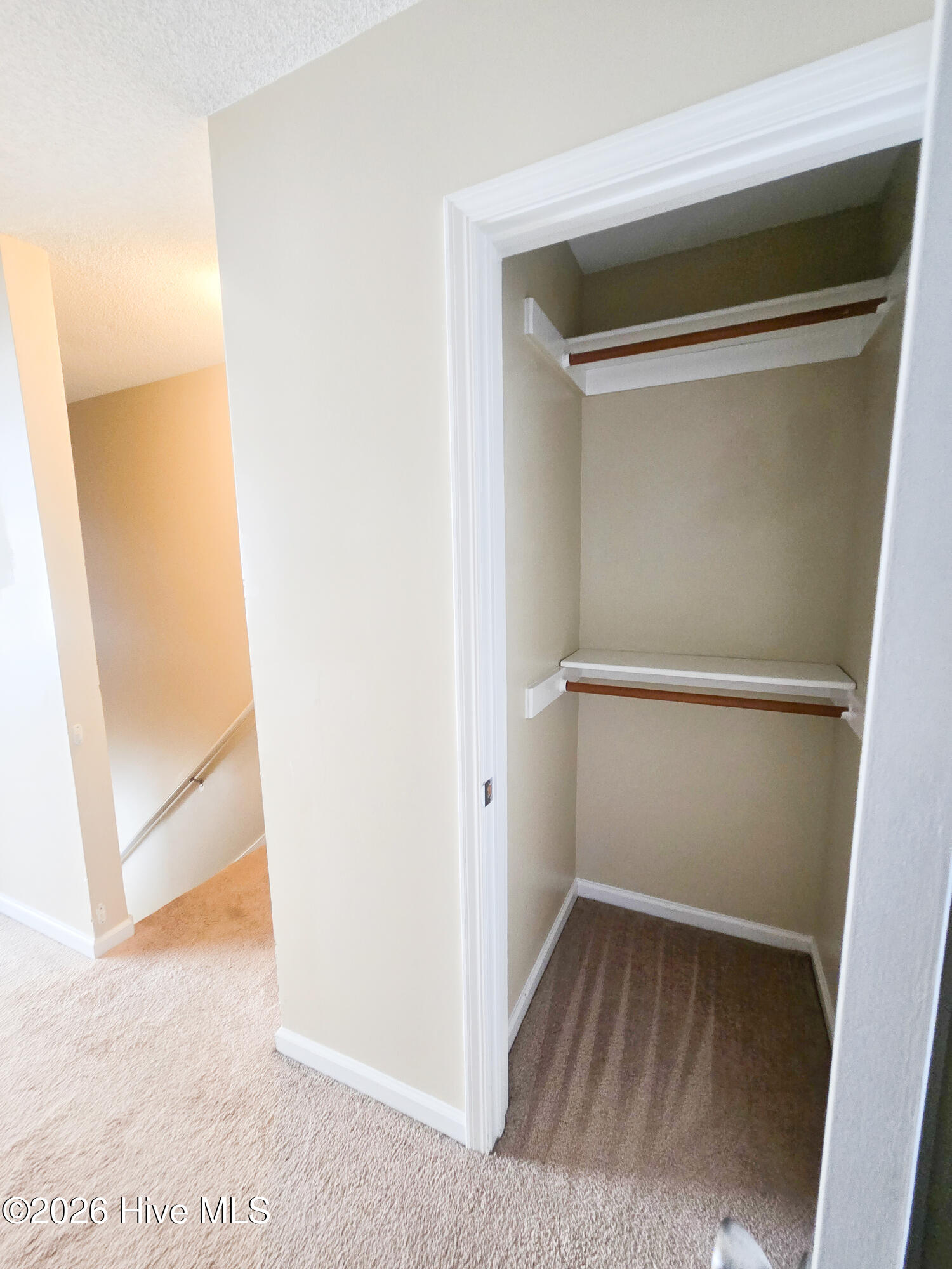 100550470 | Photo 18