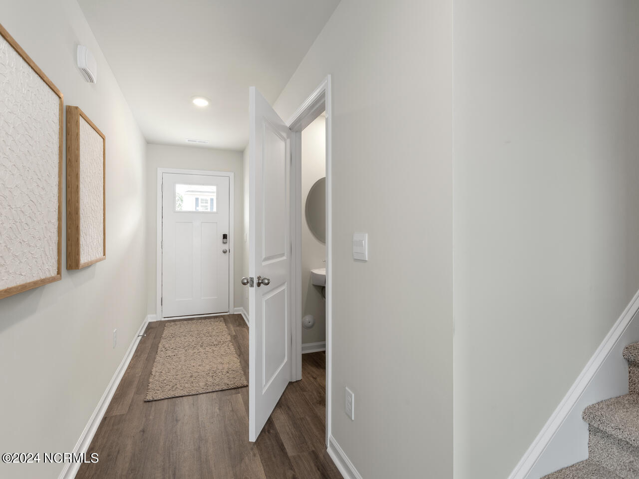 2- similar to entryway 2